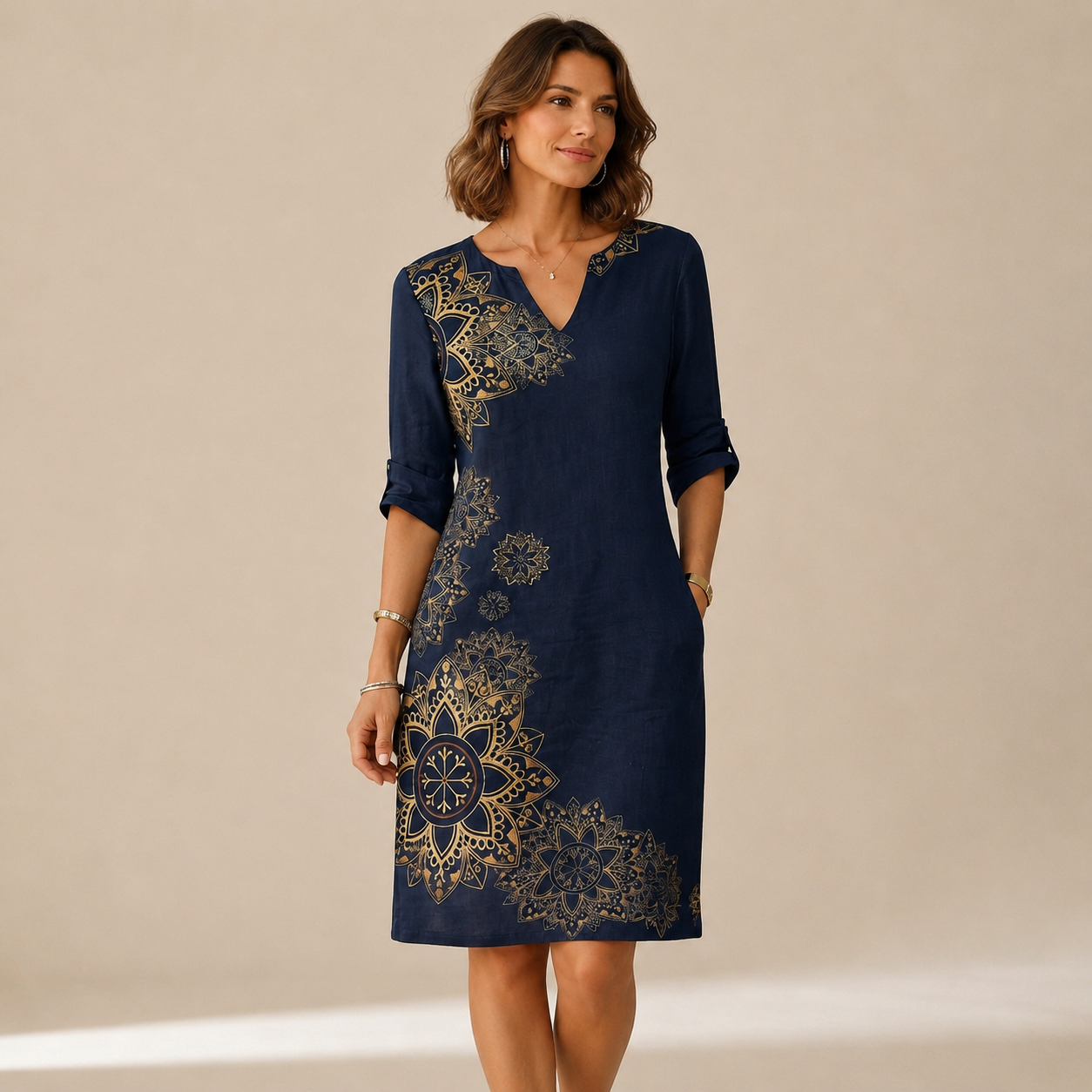 Ninna - Schickes und anschmiegsames Kleid mit V-Ausschnitt