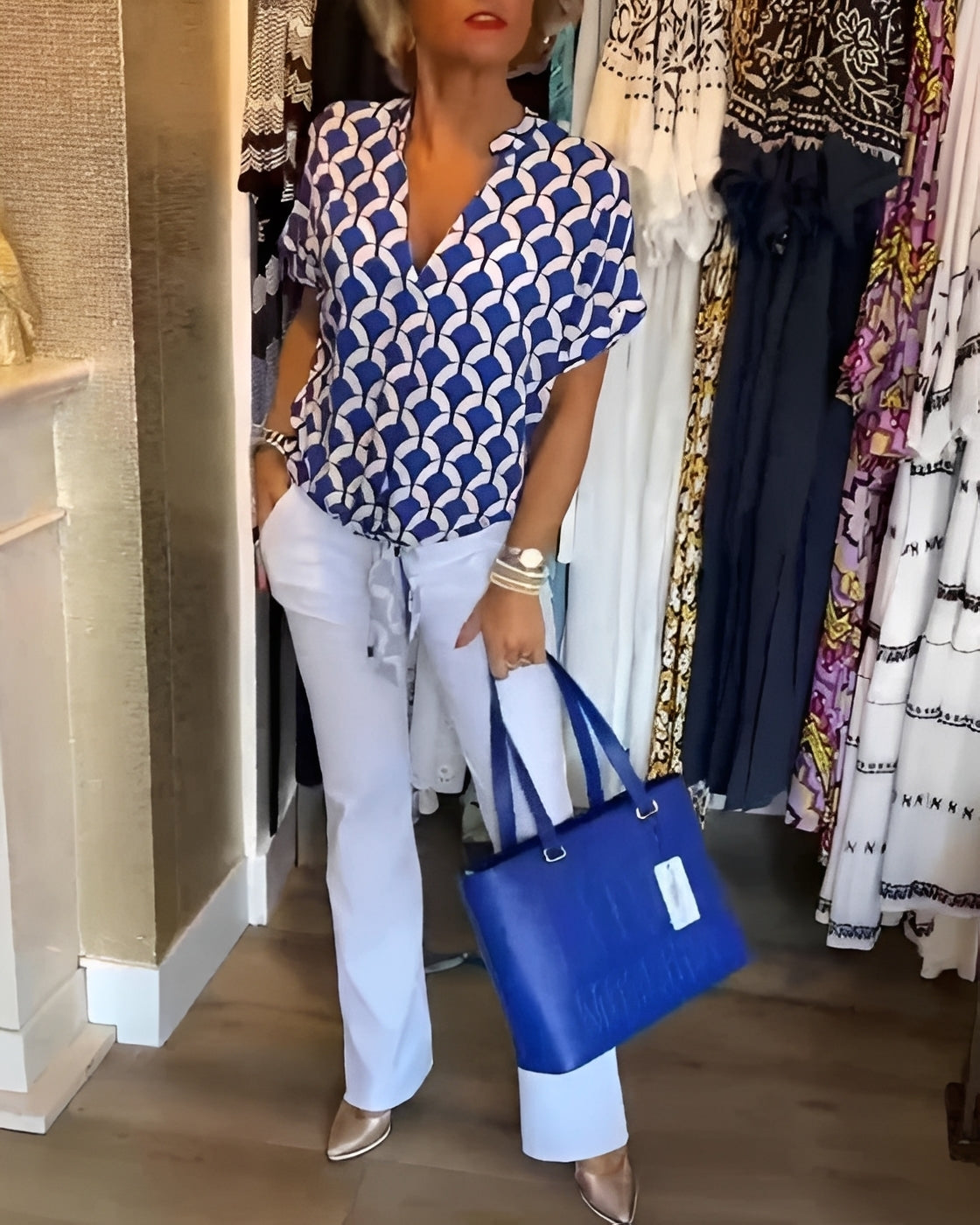 Leona - Elegantes Oberteil mit Druck für Damen