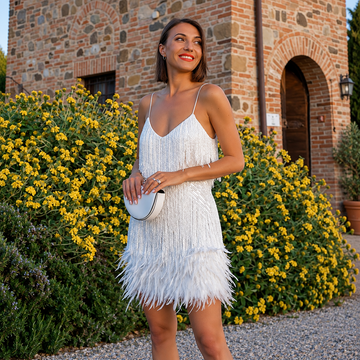 Mary - Schickes Kurzkleid für Partys mit Federn