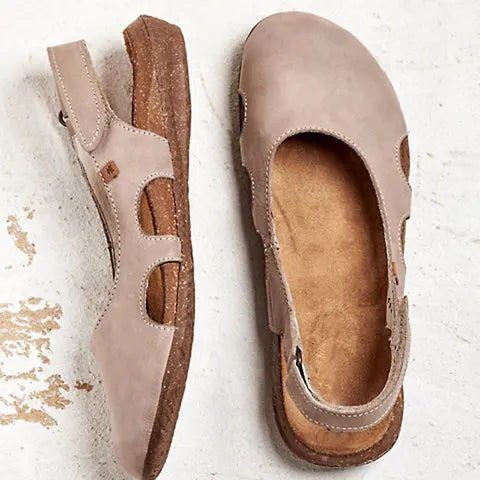 Vialla – Umschließende Sandalen mit Orthopädischer Unterstützung