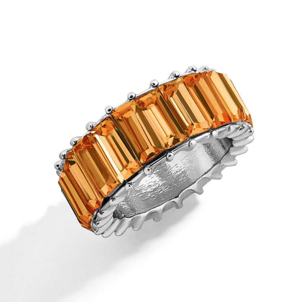 Naya – Moderner geometrischer Ring aus farbigem Metall