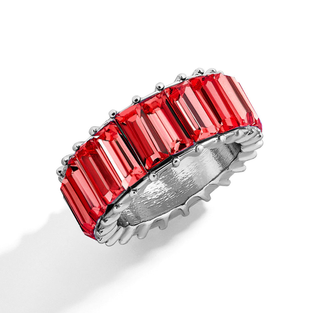 Naya – Moderner geometrischer Ring aus farbigem Metall