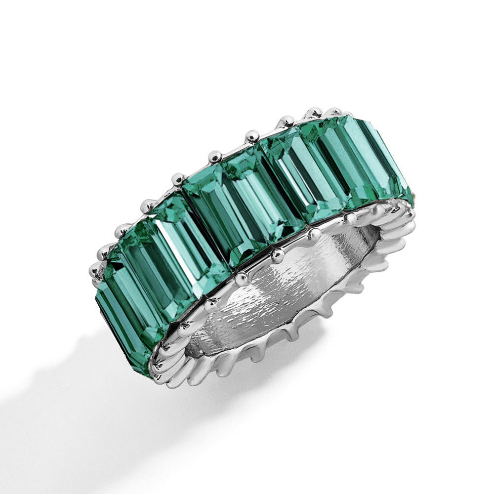 Naya – Moderner geometrischer Ring aus farbigem Metall