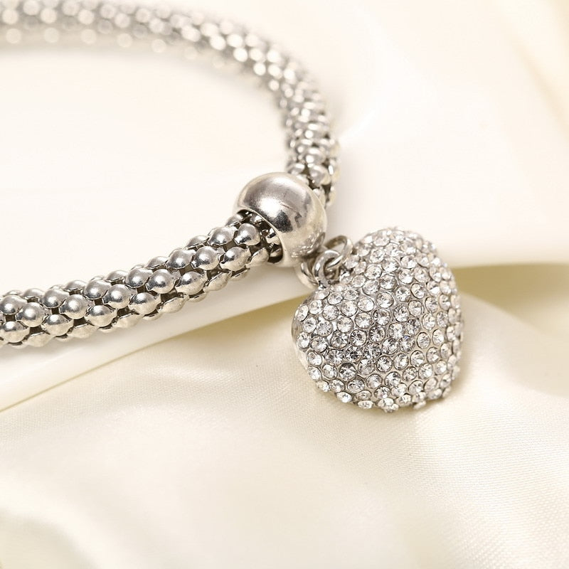 Aria – Metallarmband mit soliden Herzen