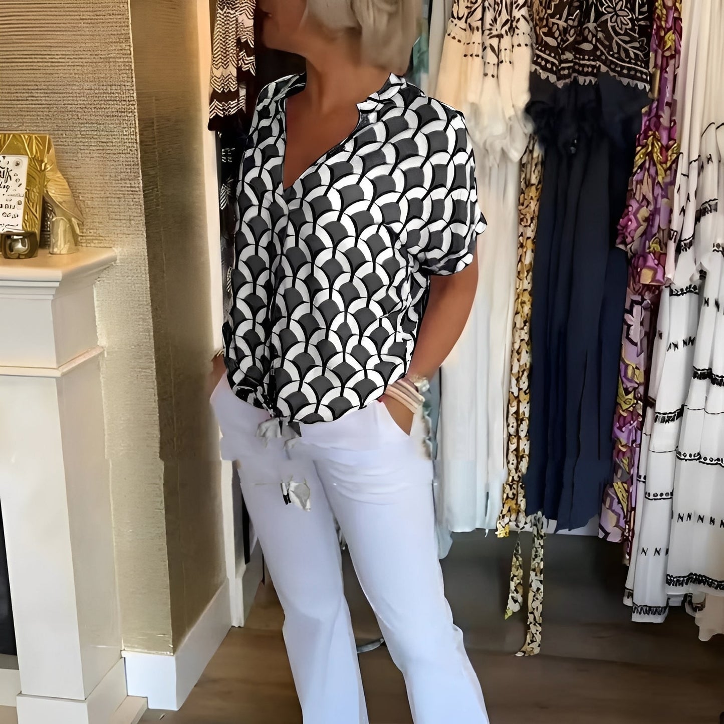 Leona - Elegantes Oberteil mit Druck für Damen