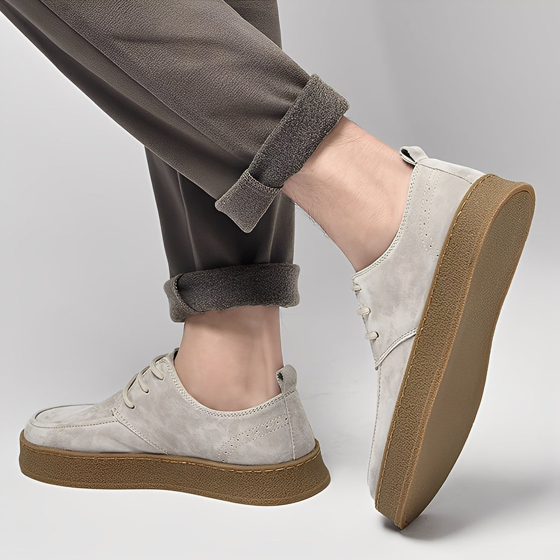 Sylvan - Elegante, schlichte Wildleder-Herrensneaker