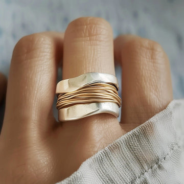 Thalia – Anillo aus Silber mit vergoldeten Fäden