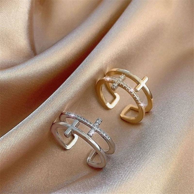 Doppelte Stange - zarter gekreuzter Ring