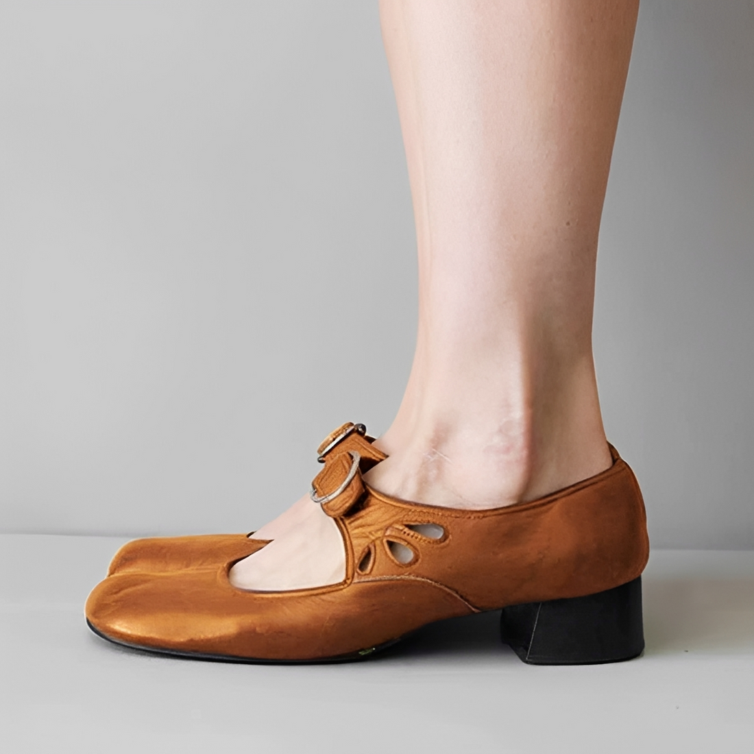 Navie - Lässige Runde Zehensandalen