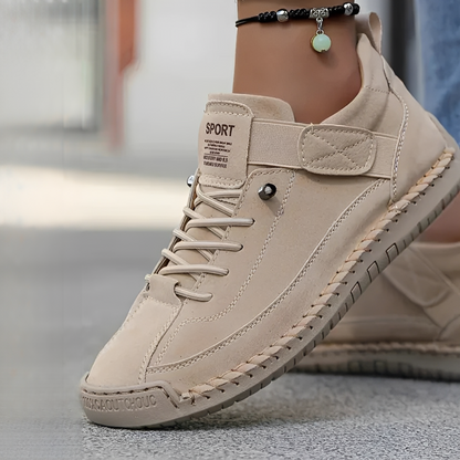 Nellie - Leicht genähte Sneaker im Stil