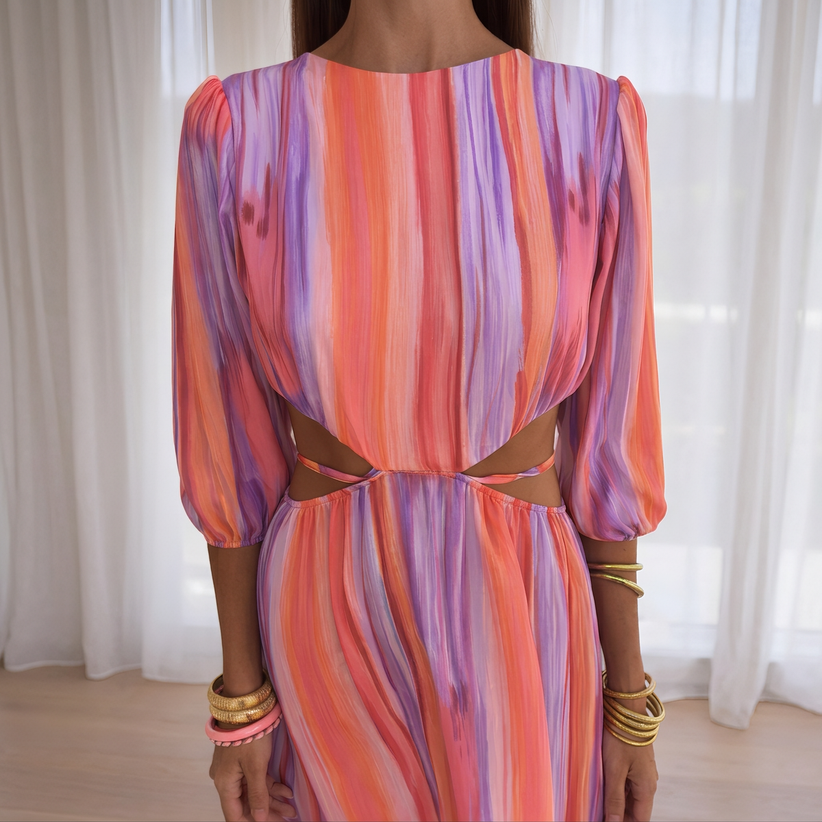Anja - Elegantes Kleid mit offenem Rücken