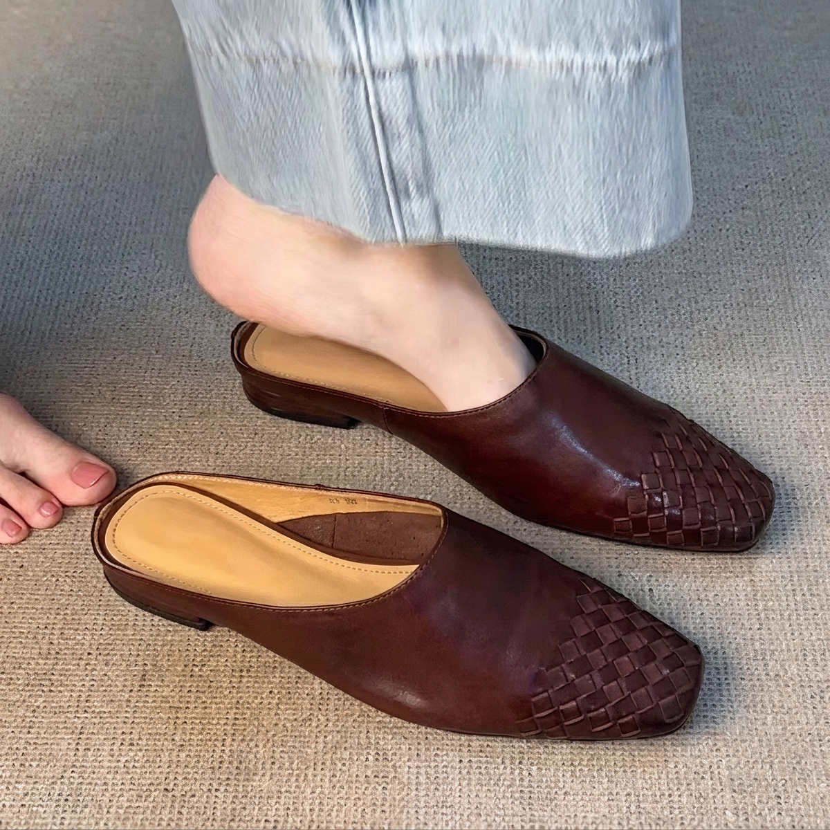 Nora - Elegante Sandalen mit geschlossenem und geflochtenem Design
