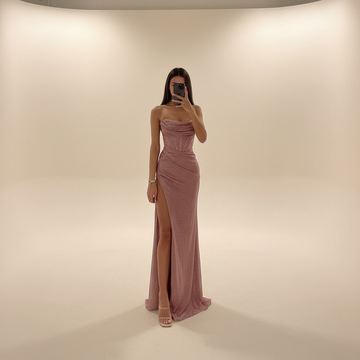 Monique - Modisches Schlitz-Maxikleid