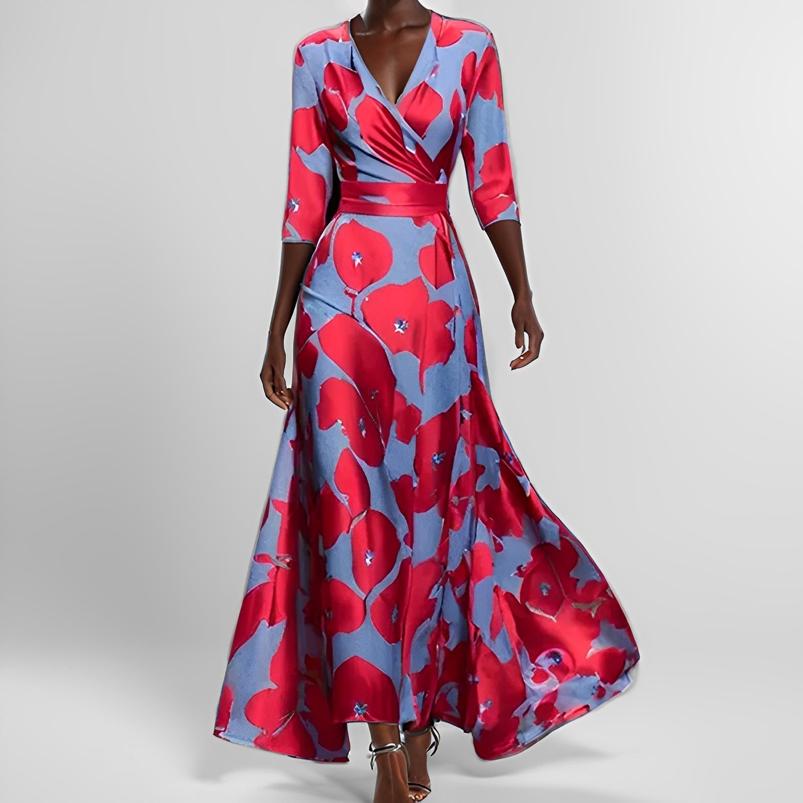 Delores - Maxikleid mit floralen Mustern und langen Ärmeln