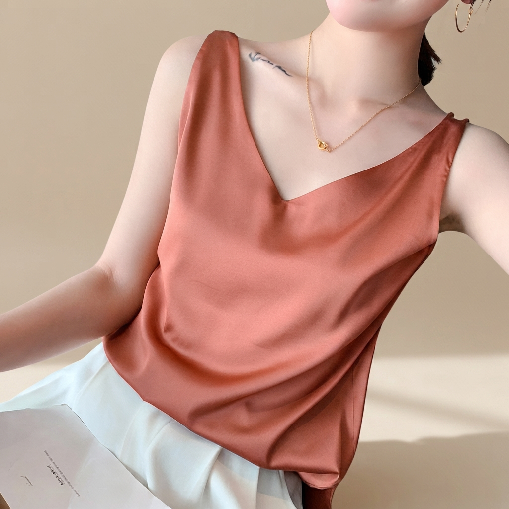 Trina - Elegantes Top mit V-Ausschnitt