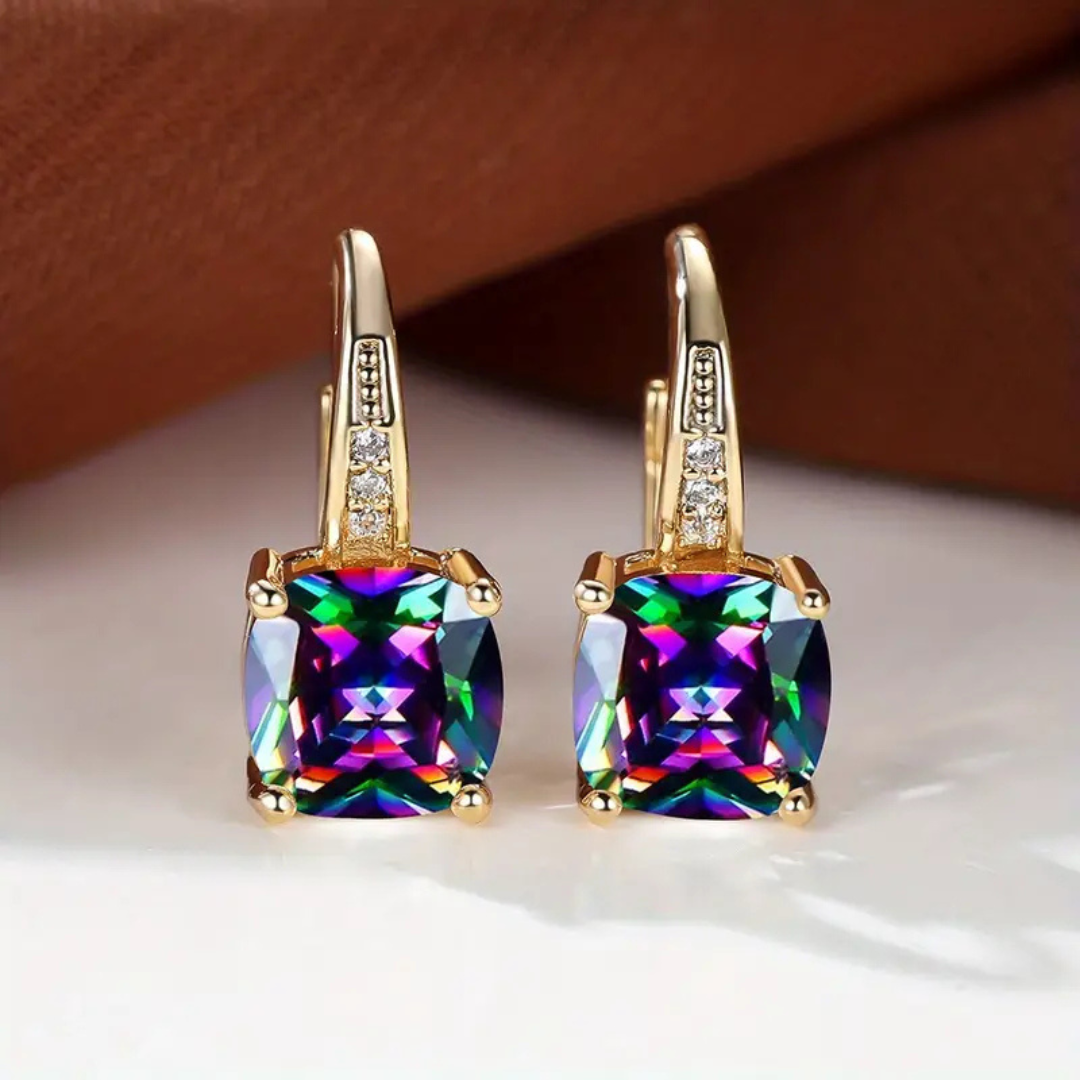 Naoko – Elegante Ohrringe mit glänzenden Steinen