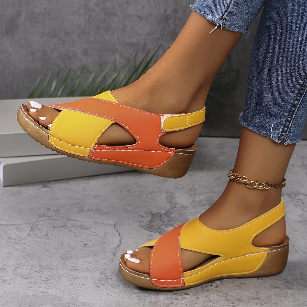 Laura – Komfortable orthopädische Sandalen