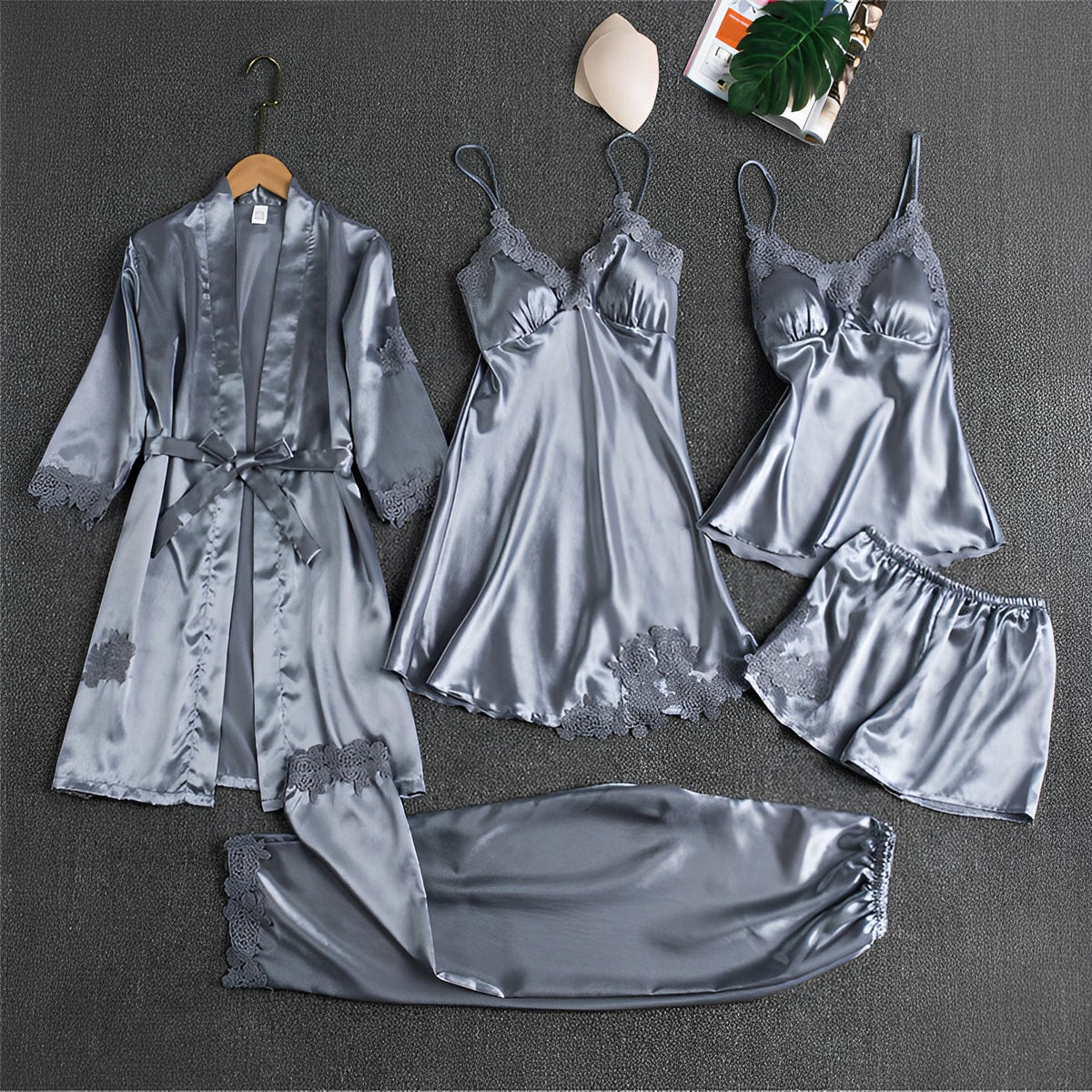 Roxy – Elegantes und verführerisches Pyjama-Set für Damen