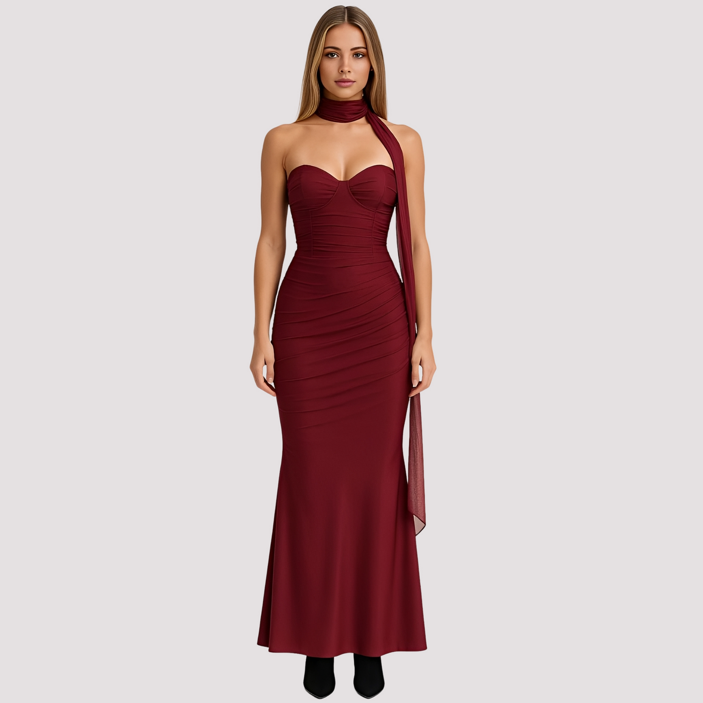 Antonia - Elegantes Kleid mit Choker-Ausschnitt in schmalem Schnitt