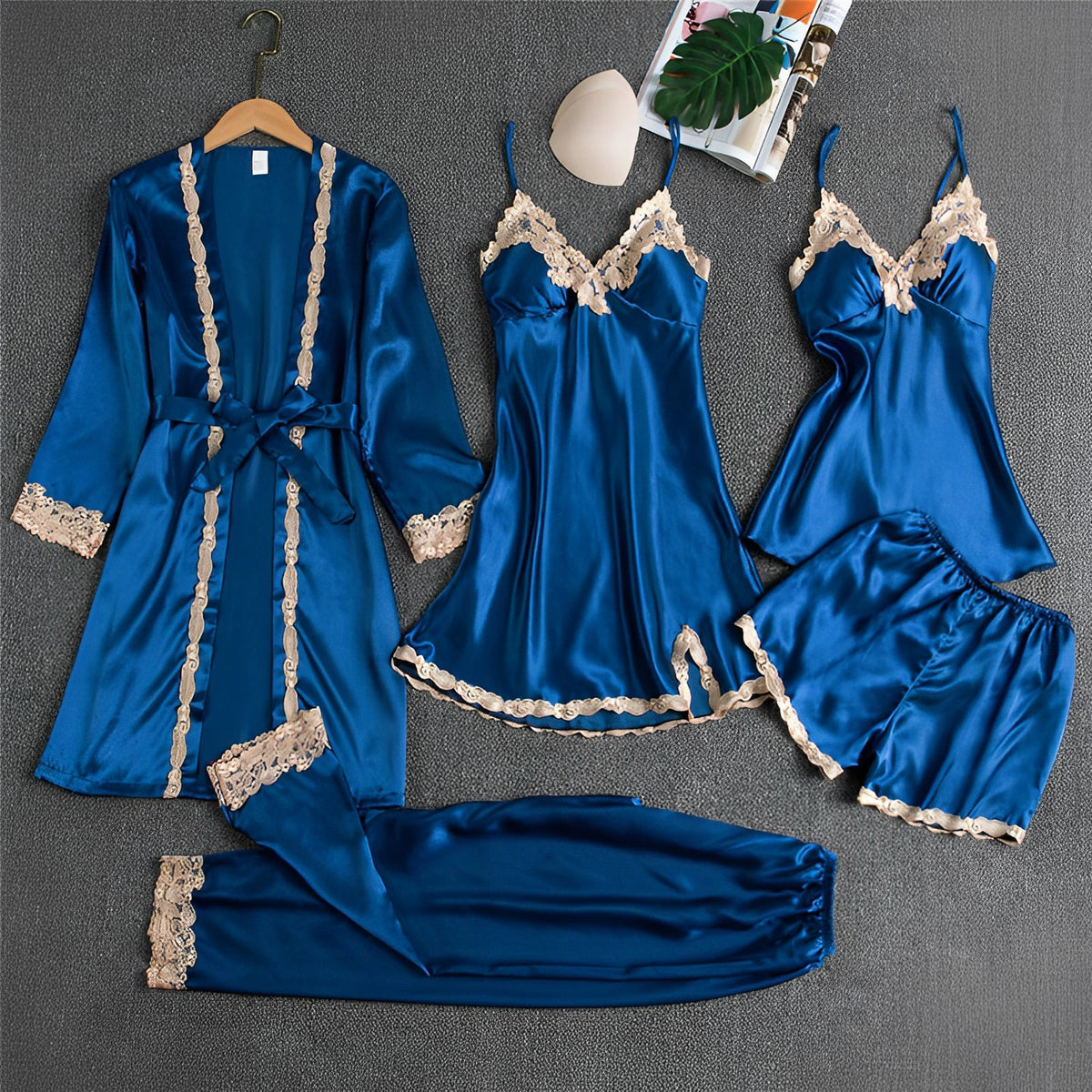 Roxy – Elegantes und verführerisches Pyjama-Set für Damen