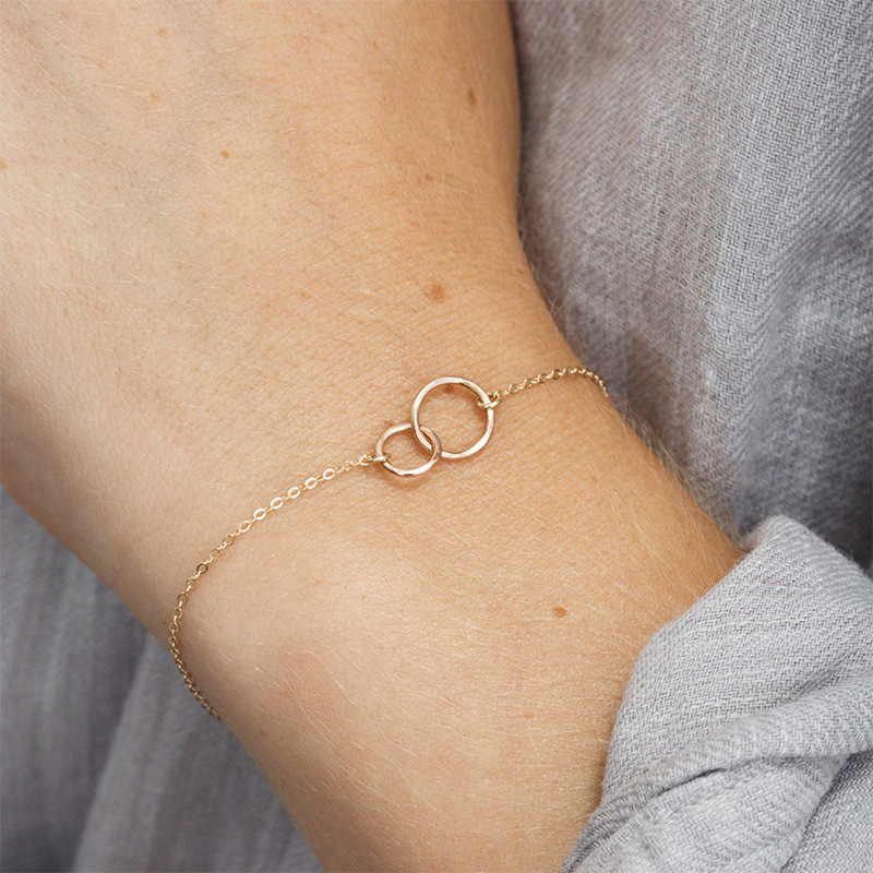Armband mit verwobenen Ringen - Verwobene Ringe