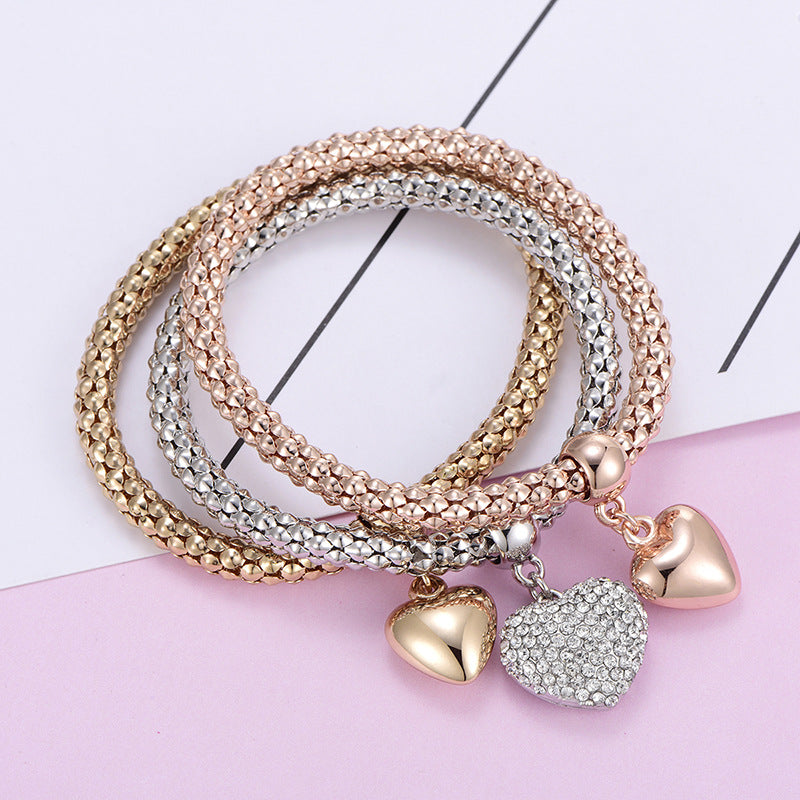 Aria – Metallarmband mit soliden Herzen