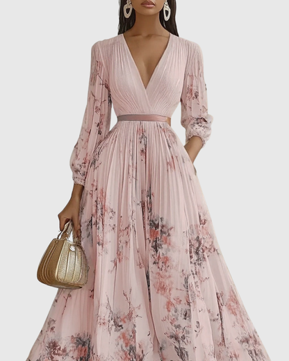 Adeline – Fließendes Maxikleid mit eleganten Falten