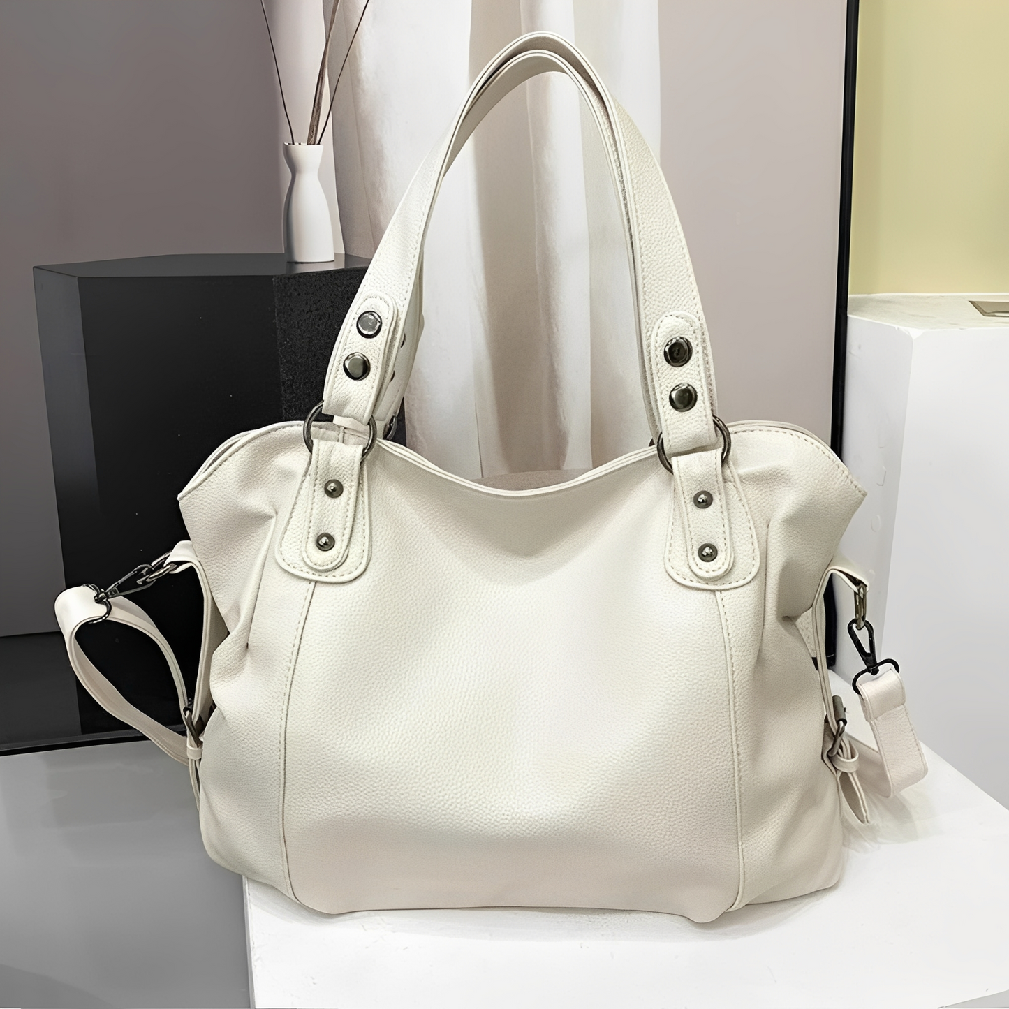 Erika - Moderne große Lederhandtasche für Damen