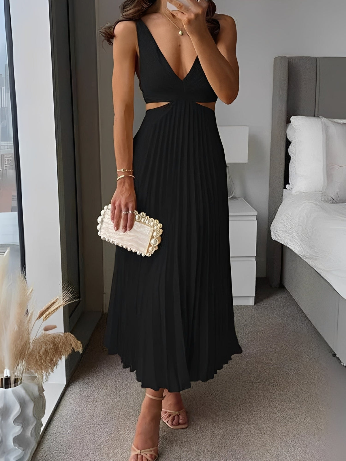 Laura - Schickes, plissiertes Midikleid mit offenem Rücken für Damen