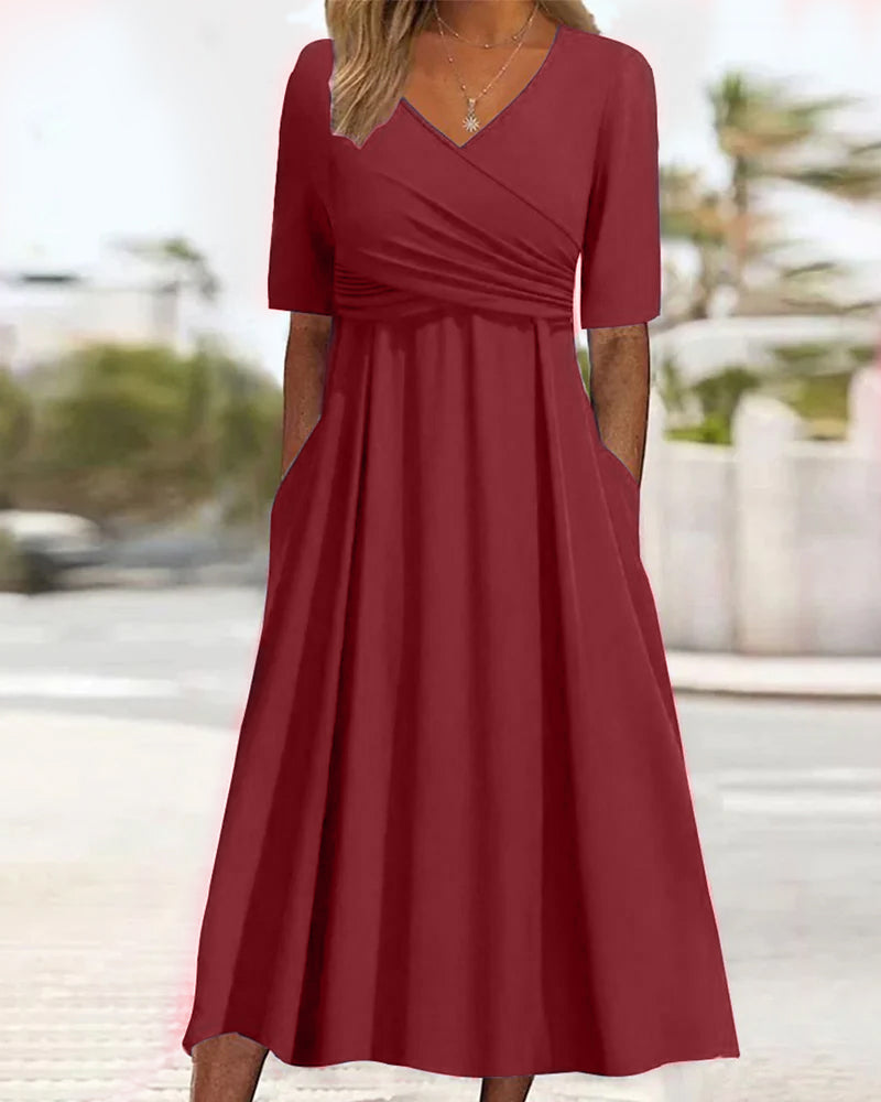Carys - Kurzes Wickelkleid mit Ärmeln