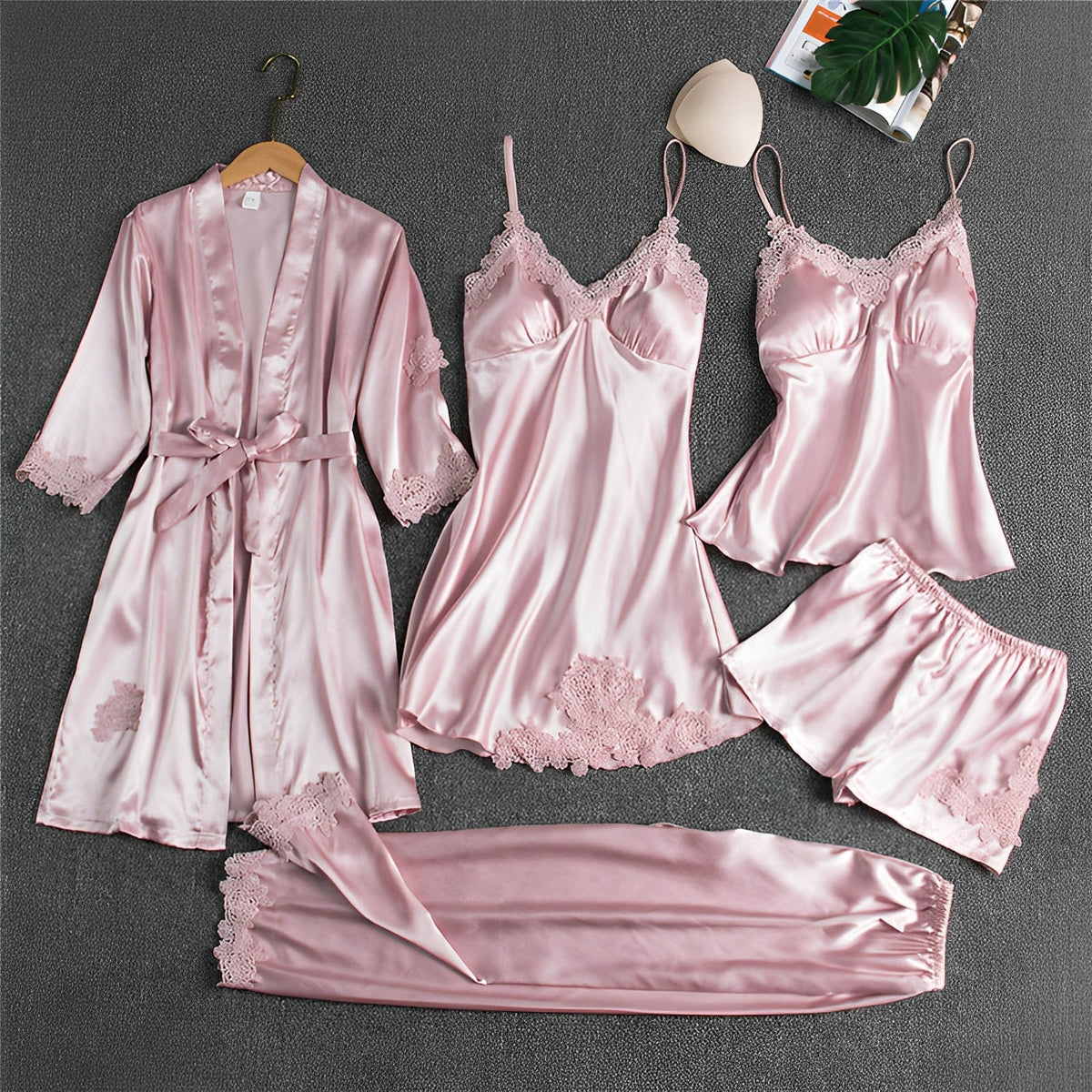 Roxy – Elegantes und verführerisches Pyjama-Set für Damen