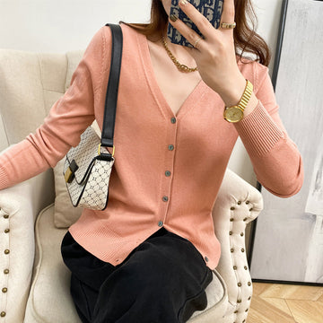Lauren - Damen-Strickpullover mit stilvollen Knöpfen