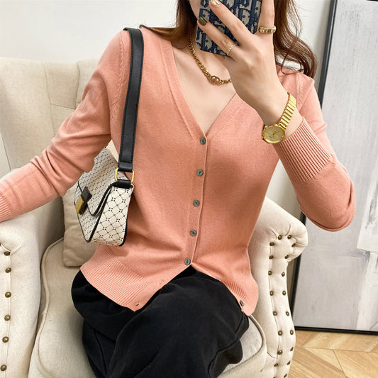 Lauren - Damen-Strickpullover mit stilvollen Knöpfen