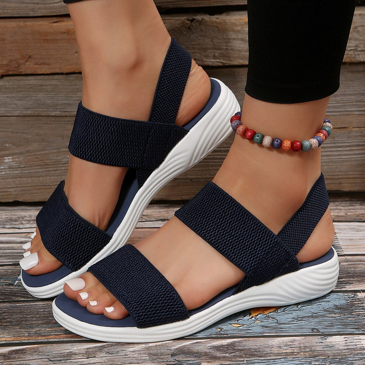 Orthopodiatrie - Orthopädische Sandalen mit Keilabsatz
