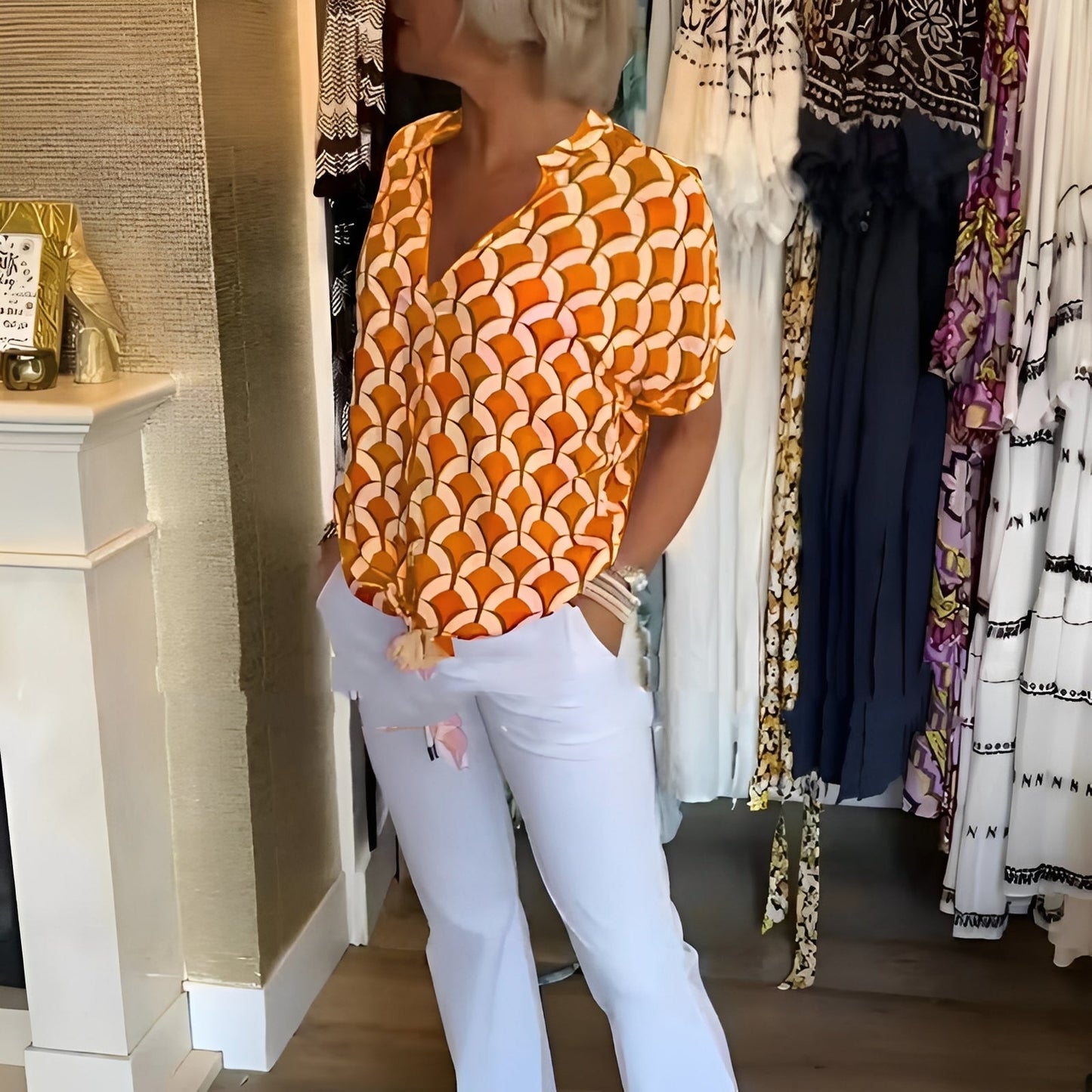 Leona - Elegantes Oberteil mit Druck für Damen