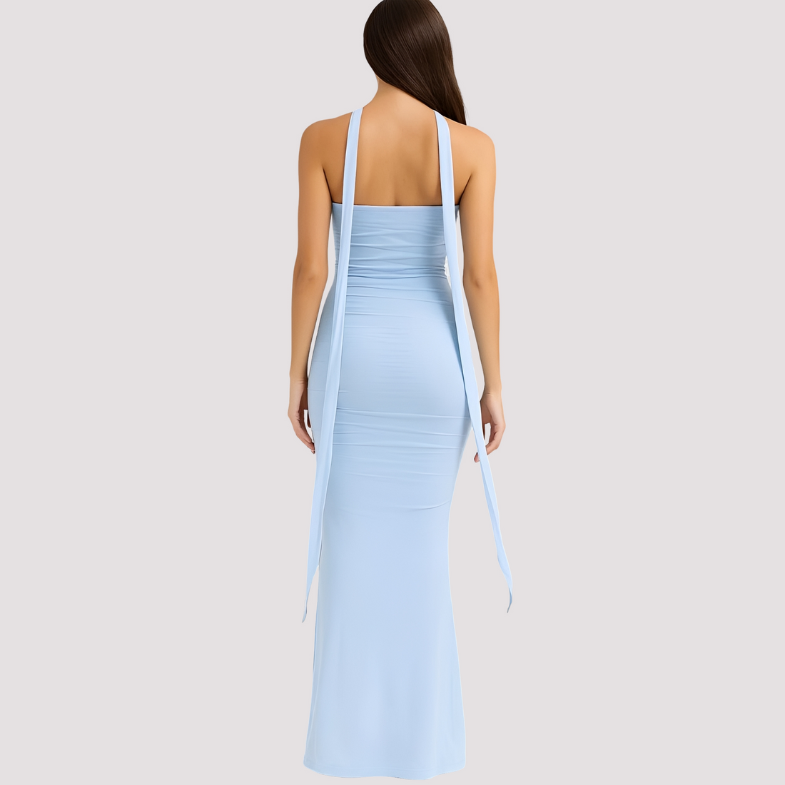 Antonia - Elegantes Kleid mit Choker-Ausschnitt in schmalem Schnitt