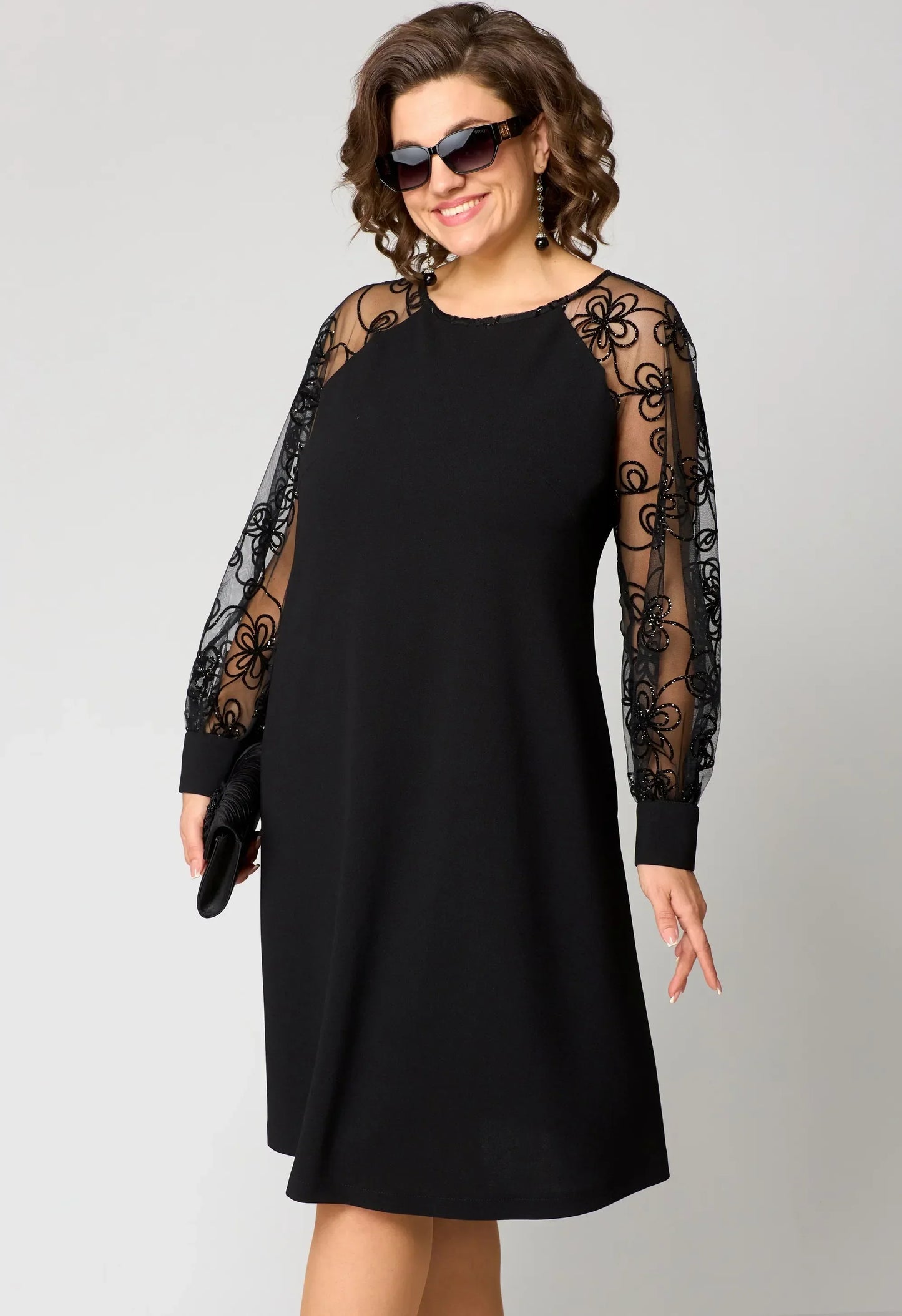 Gabrielle - A-Linien Kleid mit bestickten Mesh-Ärmeln