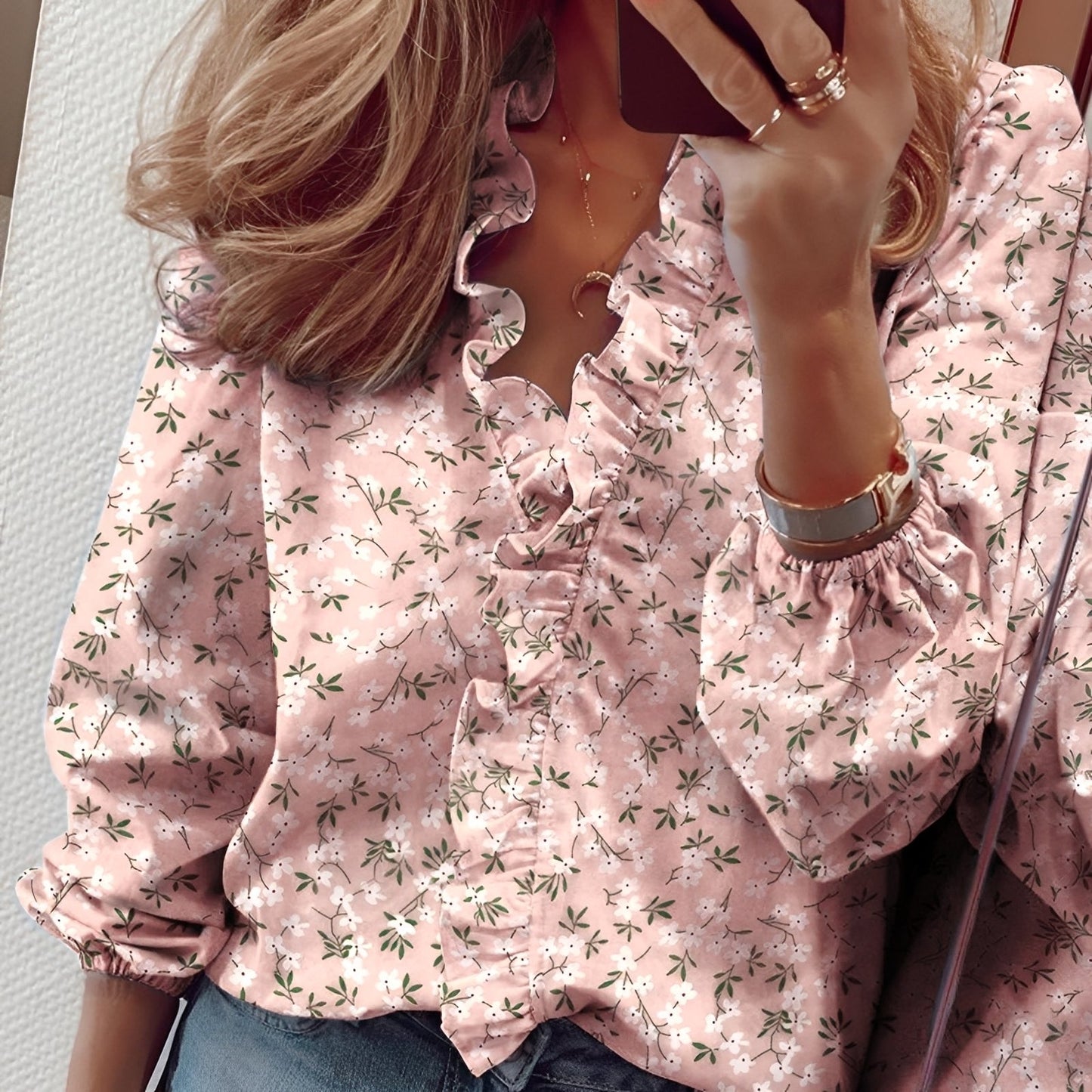 Martha - Elegante Bluse mit Rüschen und V-Ausschnitt für Frauen