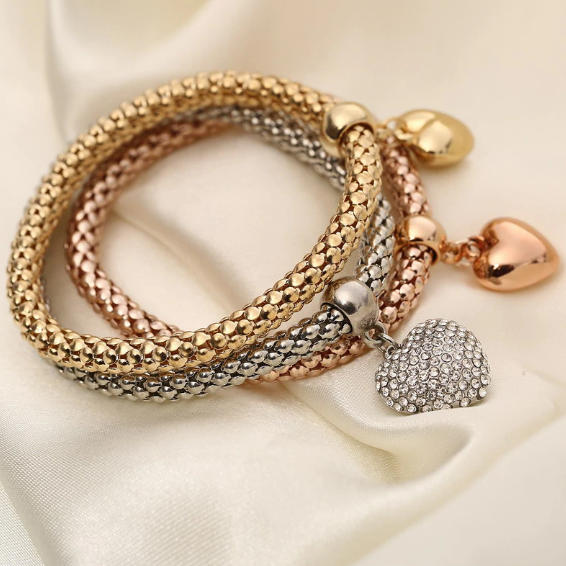 Aria – Metallarmband mit soliden Herzen