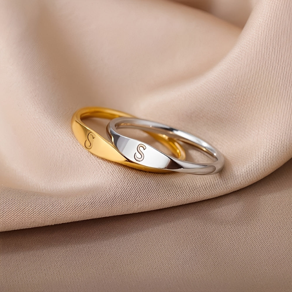 Minimalistischer Namensring | Minimalistischer Ring mit gravierter Initiale