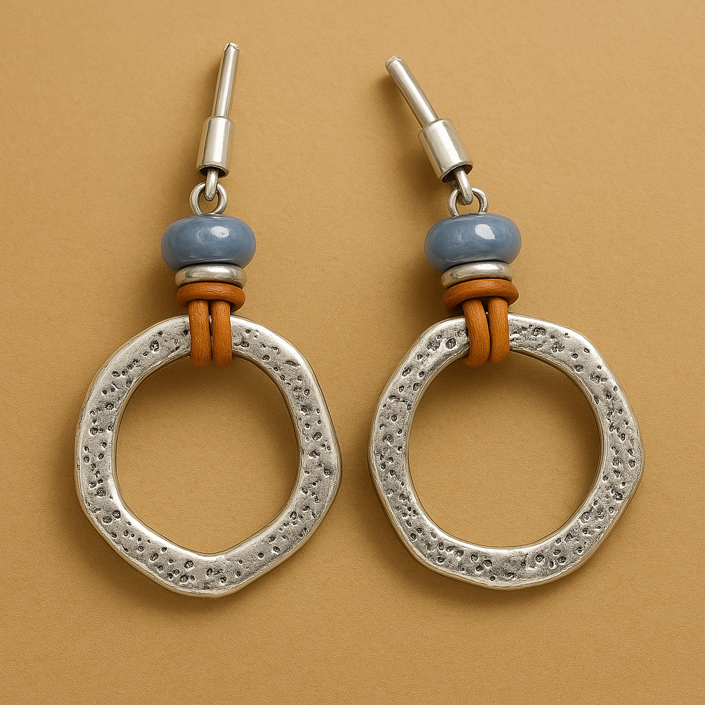 Mira – Ohrringe aus silbernen Kreisen im Boho-Vintage-Stil