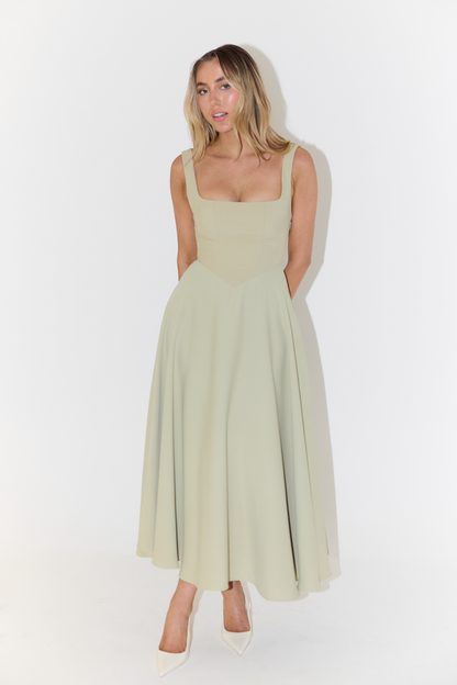 Melisandre - Midi Kleid für Damen, Elegant & Vielseitig