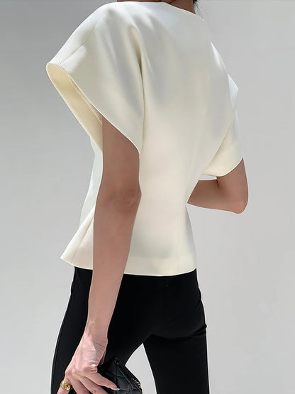 Leonnie – Bluse mit Knöpfen und V-Kragen