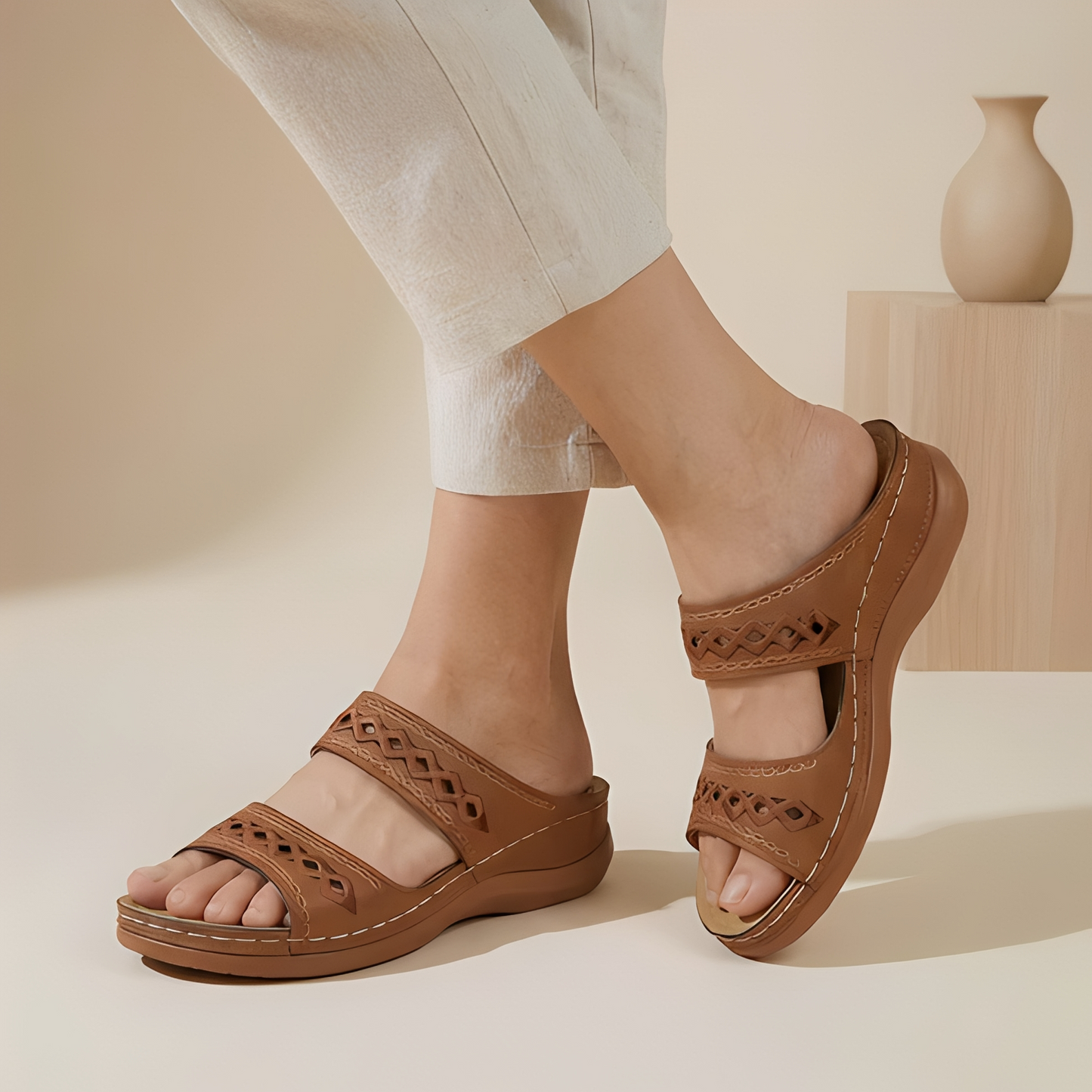 Aryan - Bequeme Sommer-Sandalen mit Riemen für Frauen