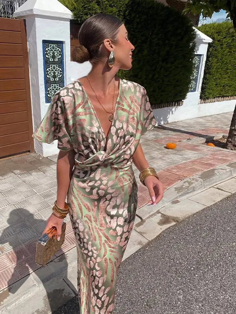 Cosima - Damenkleid mit V-förmigem Ausschnitt
