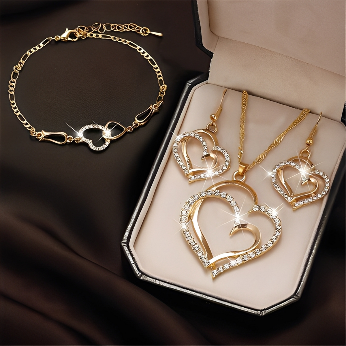 Celia – Set Halskette & Ohrringe Romantisch in Gold