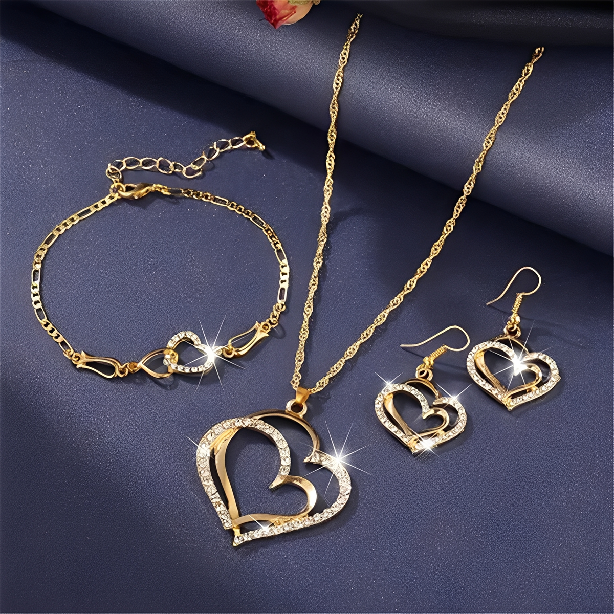 Celia – Set Halskette & Ohrringe Romantisch in Gold