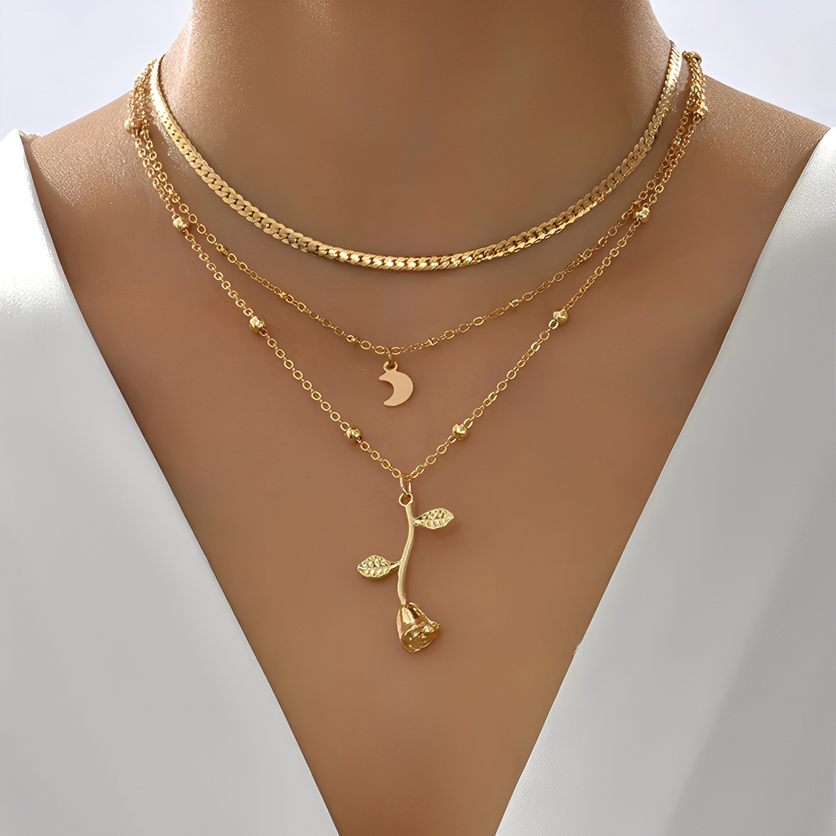 Sylvia – Halskette mit rosa Anhänger und goldenem Mond