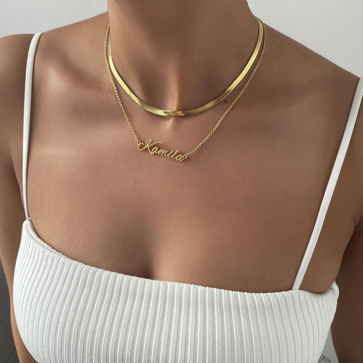 Juliette – Eleganter Chevron-Halsreif
