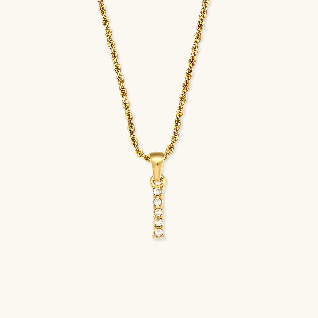 Maeve - Halskette mit Diamanten und Initialen